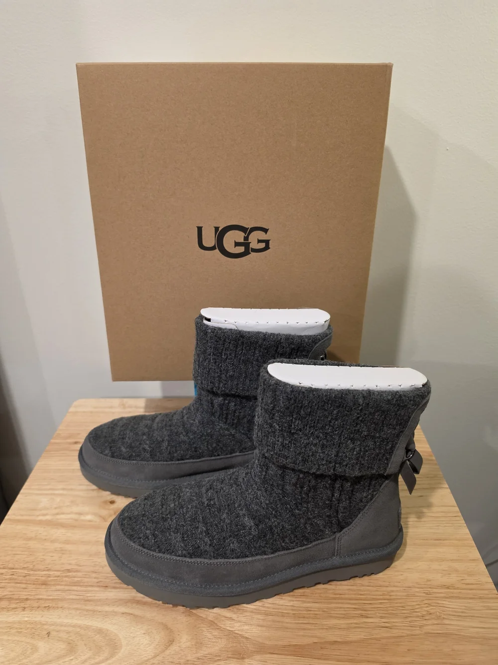 UGG knit cuff